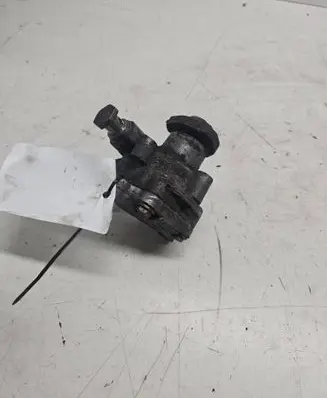 Volkswagen Golf IV Power steering pump 1J0122154A