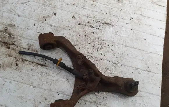 Land Rover Range Rover Sport L320 Front lower control arm/wishbone NOCODE