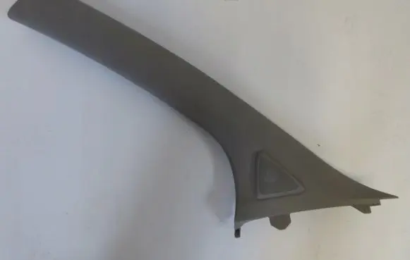 Toyota Yaris (A) pillar trim
