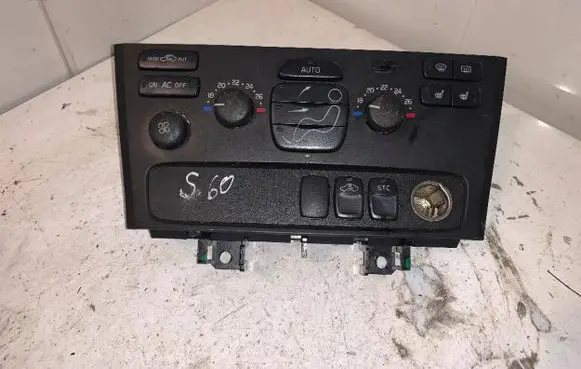 Volvo S60 Climate control unit 8691876 D479
