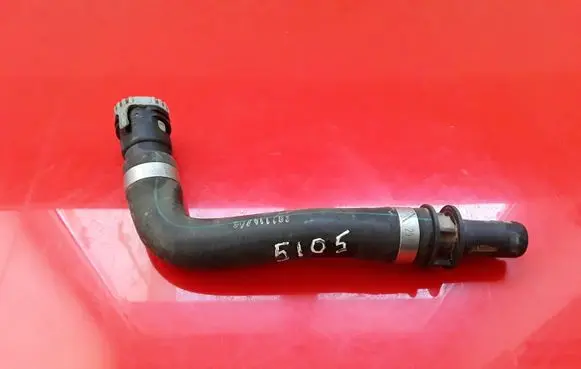 Volvo V40 Engine coolant pipe/hose 31319843