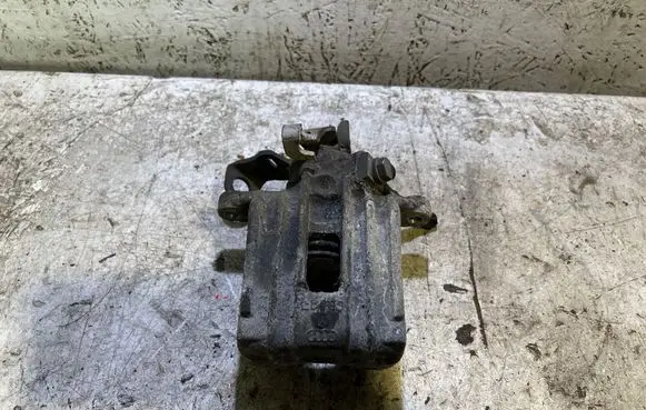 Skoda Roomster (5J) Rear brake caliper