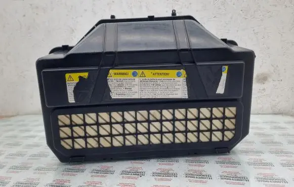 Volkswagen Touareg I Battery box tray cover/lid 7L6915430A 7L0010278Q