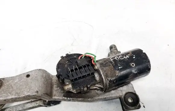 Ford Focus Wiper motor 0390241363cep xs4117508ab