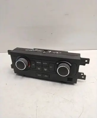 Chevrolet Captiva Climate control unit 20910836 D8J100212047