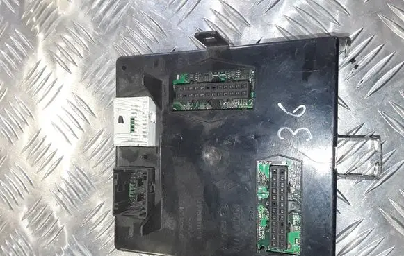 Renault Espace - Grand espace IV Immobilizer control unit/module 8200491806 8200500348 8200447435
