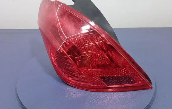 Peugeot 308 Rear/tail lights 9680425780