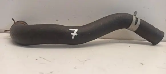 Suzuki Swift III Engine coolant pipe/hose