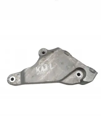 Engine mounting bracket