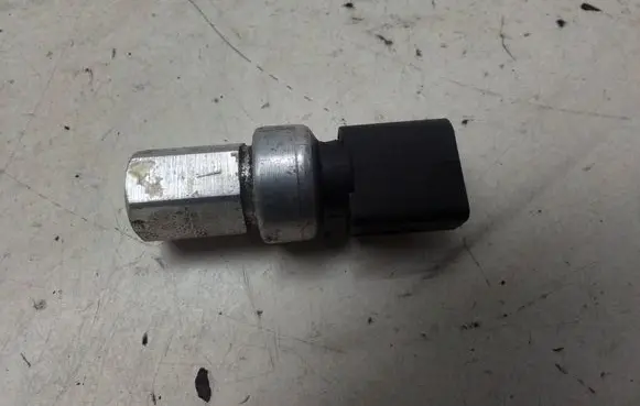 Air conditioning (A/C) pressure sensor