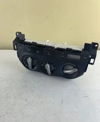 Toyota RAV 4 (XA20) Climate control unit 4559112060