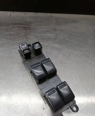Subaru Impreza II Electric window control switch