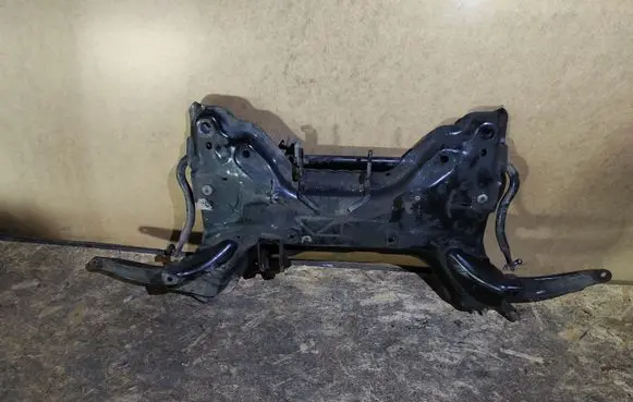Citroen C4 Grand Picasso Front subframe