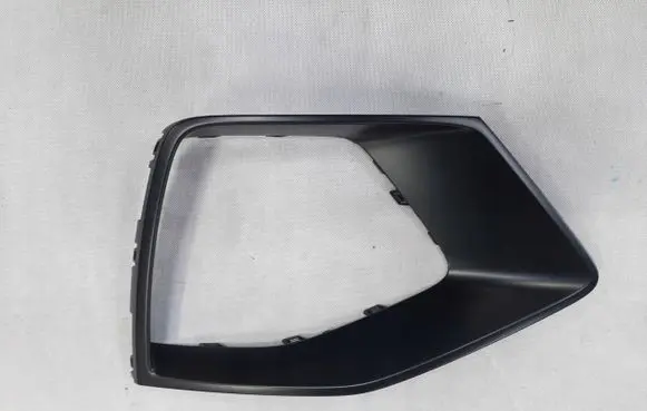 Audi Q8 Front bumper lower grill 4M8853258