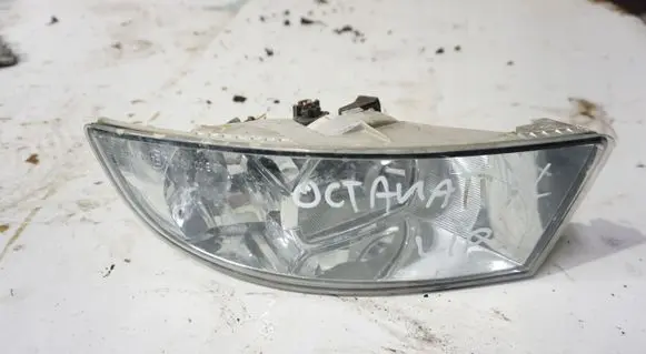Skoda Octavia Mk2 (1Z) Front fog light