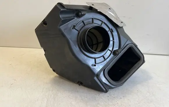 Audi A5 Air filter box 8W0133835AB