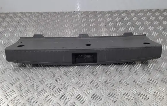 KIA Rio Tailgate/boot lid lock trim 