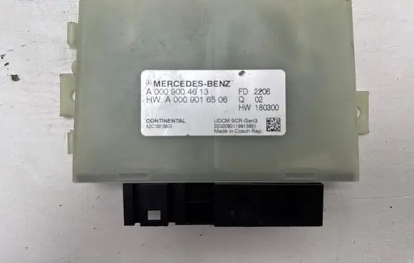 Mercedes-Benz E W213 Reducing agents exhaust control unit A0009004613 A2C16819800
