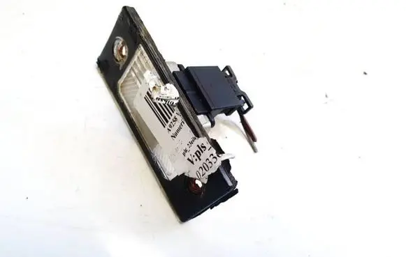 Volkswagen Touareg I Number plate light 1j5943021a