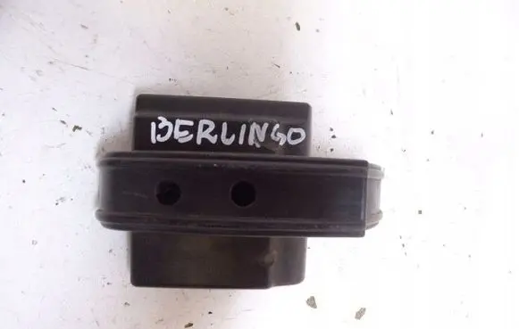 Peugeot Partner Rear door lock loop/hook striker 9624055080G