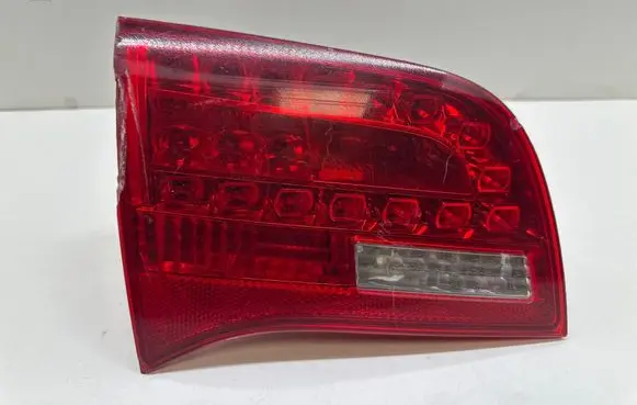 Audi A6 S6 C6 4F Tailgate rear/tail lights 4F9945093A