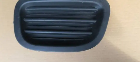 Citroen Berlingo Front bumper lower grill 9818158880