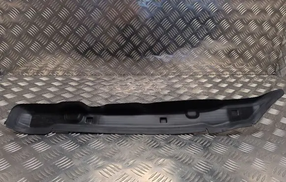 Skoda Octavia Mk4 Fender mounting bracket 5E3821112B