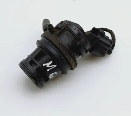 Mazda 6 Windscreen/windshield washer pump 8603102450
