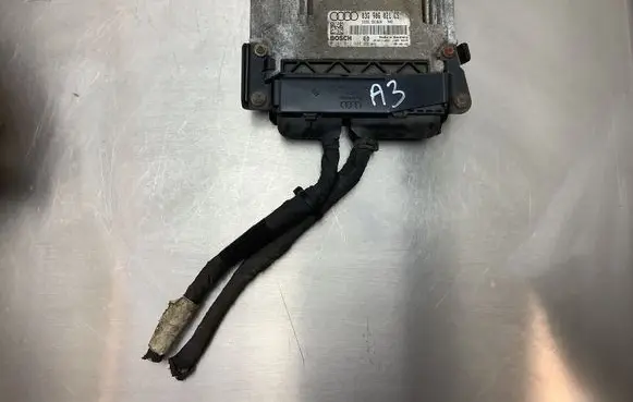 Audi A3 S3 8P Engine control unit/module 03G906021CS 1039S11061 0281012608