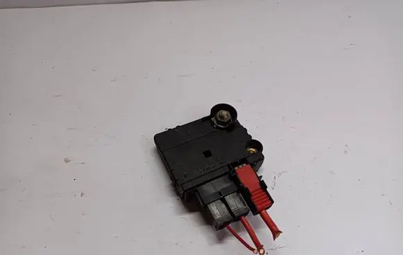 Mercedes-Benz S W220 Battery relay fuse 0005401950