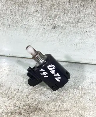 Mitsubishi Outlander Brake pedal sensor switch
