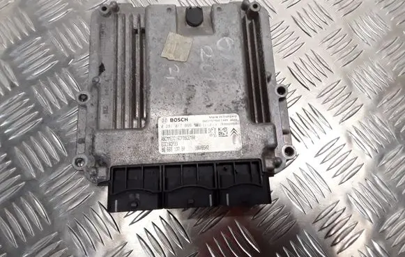 Mitsubishi Outlander Engine control unit/module 0281017866 9663757980 9666913780