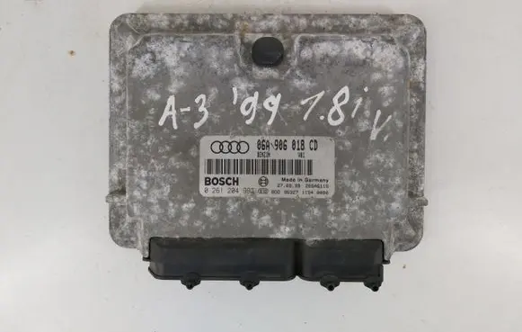 Audi A3 S3 8L Engine control unit/module 0261204993 06A906018CD
