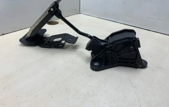 Honda Civic Accelerator throttle pedal