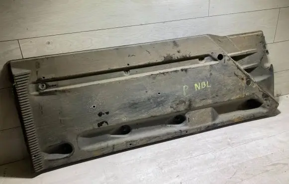 Front underbody cover/under tray