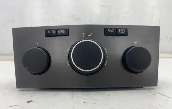 Opel Zafira B Climate control unit 13168100
