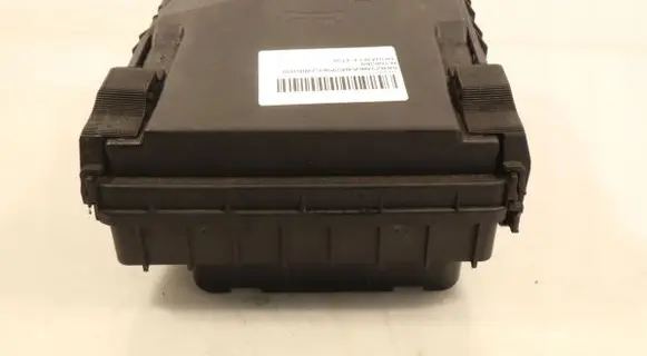 Volkswagen Tiguan Fuse box set 1K0937125D