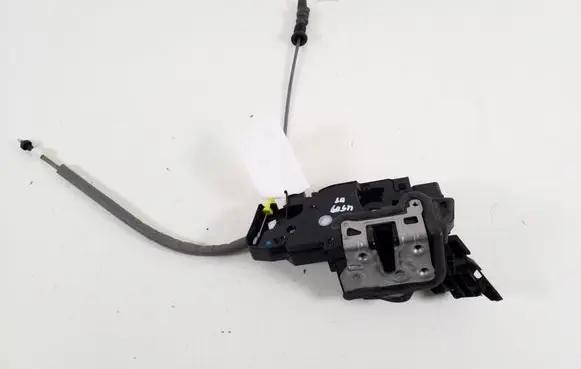 Mercedes-Benz CLA C118 X118 Front door lock A0997203402