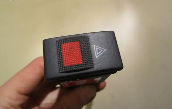 Audi A4 S4 B5 8D Hazard light switch 8D0941509C