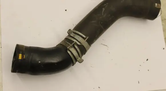 Mitsubishi Pajero Engine coolant pipe/hose
