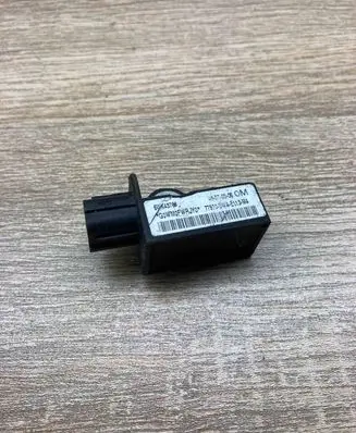 Honda CR-V Airbag deployment crash/impact sensor 77970SWAE113M4 5WK43786