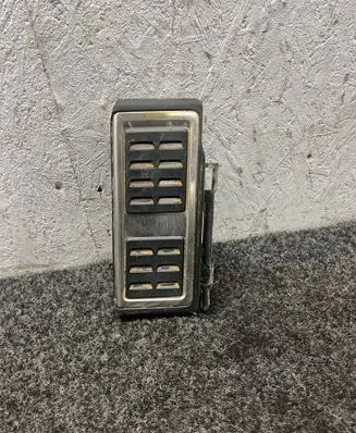 Volkswagen Tiguan Foot rest pad/dead pedal 501864551A