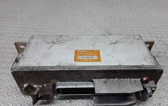 Audi 80 90 B3 ABS control unit/module 0265100037 443907379C