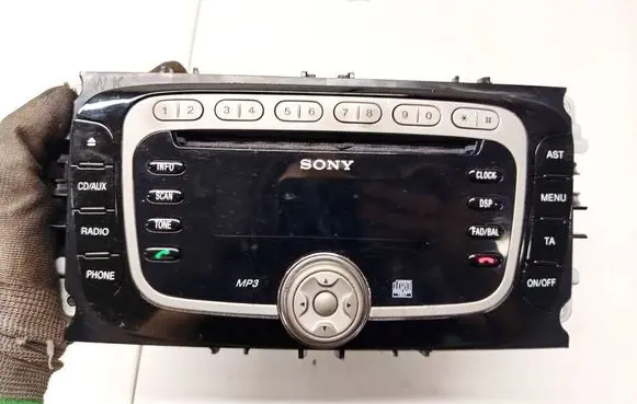 Ford Focus Radio/CD/DVD/GPS head unit 7M5T18C939EF