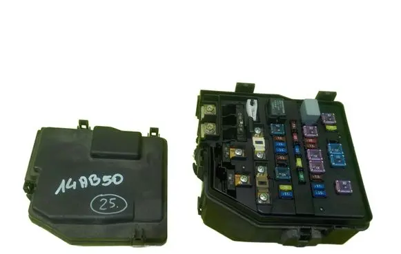 Honda CR-V Fuse box set BEZPIECZNIKOW 14AB50