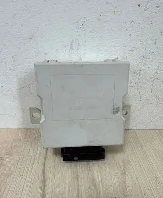 Toyota Corolla Verso AR10 Window wiper relay 150696 270706F