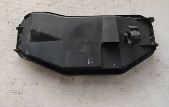 Peugeot Boxer Headlight/headlamp dust cover 41550749S