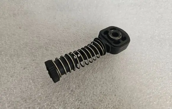 Volkswagen PASSAT B6 Gear shift rod 1J0711701C