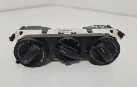 Volkswagen Fox Climate control unit 6Q0819045T