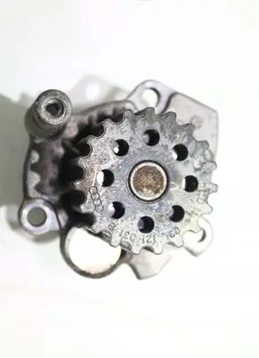 Volkswagen Crafter Water pump 03l121031b